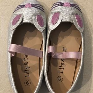 Lily and Dan silver bunny flats